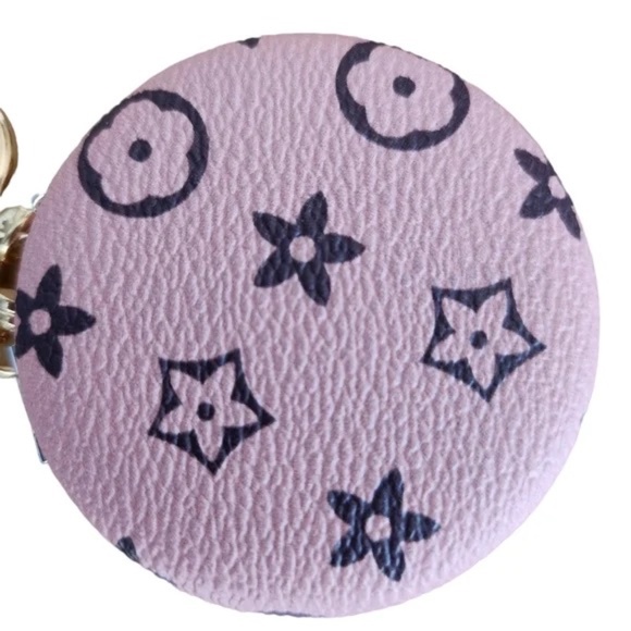 LUXURY INSPIRED Compact Mirror Bag Charm - Picture 1 of 3